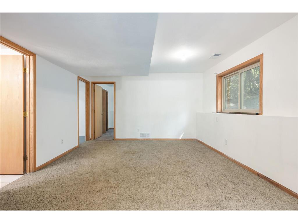 300 Butternut Lane Burnsville MN 55306 6795652 image26