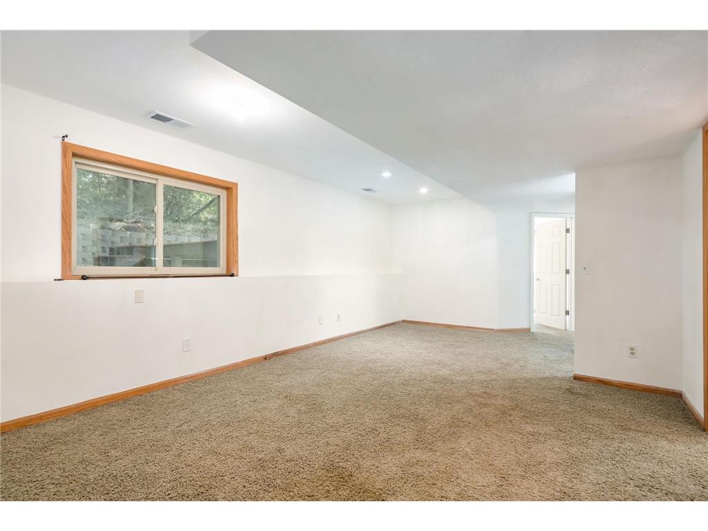 300 Butternut Lane Burnsville MN 55306 6795652 image27