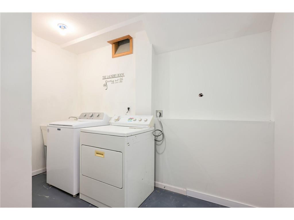 300 Butternut Lane Burnsville MN 55306 6795652 image32