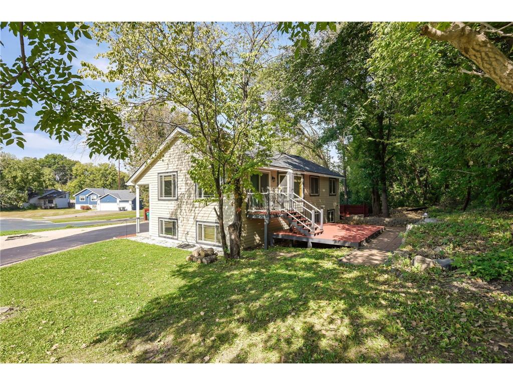 300 Butternut Lane Burnsville MN 55306 6795652 image44