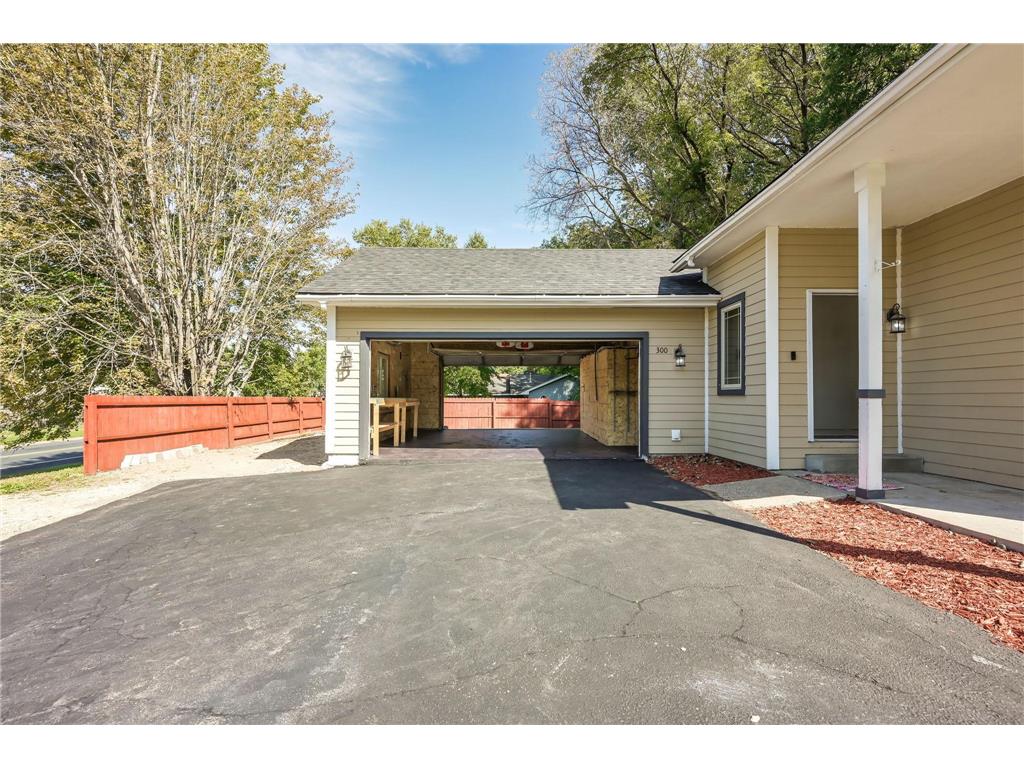 300 Butternut Lane Burnsville MN 55306 6795652 image49