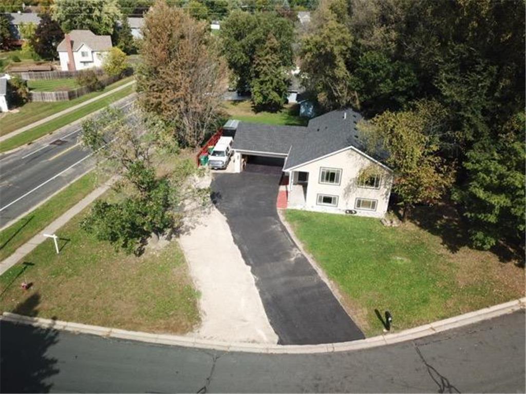 300 Butternut Lane Burnsville MN 55306 6795652 image5