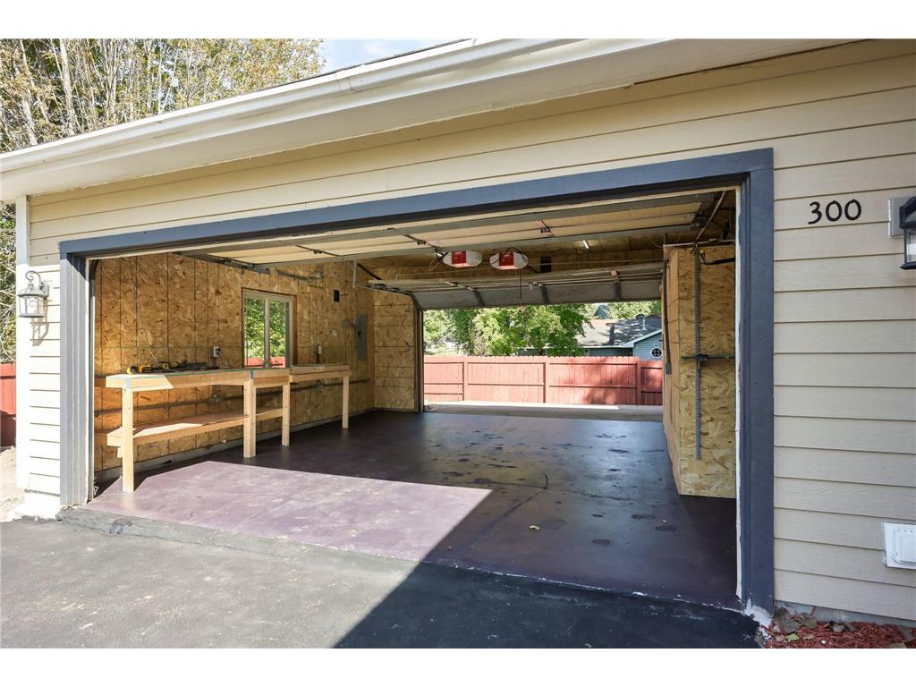 300 Butternut Lane Burnsville MN 55306 6795652 image50