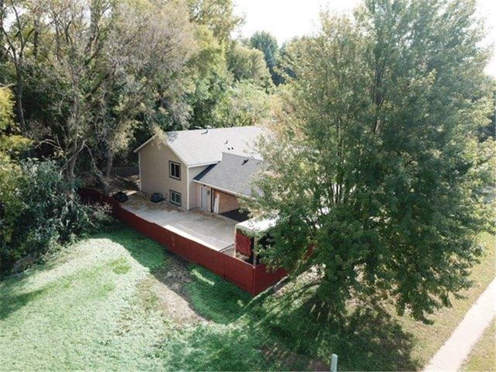 300 Butternut Lane Burnsville MN 55306 6795652 image58