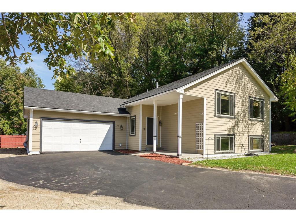 300 Butternut Lane Burnsville MN 55306 6795652 image6