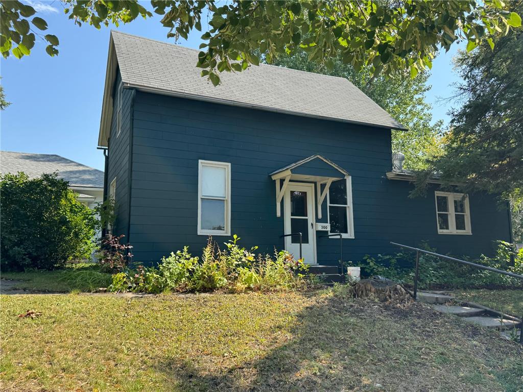 300 Central Avenue N Crookston MN 56716 6788777 image1