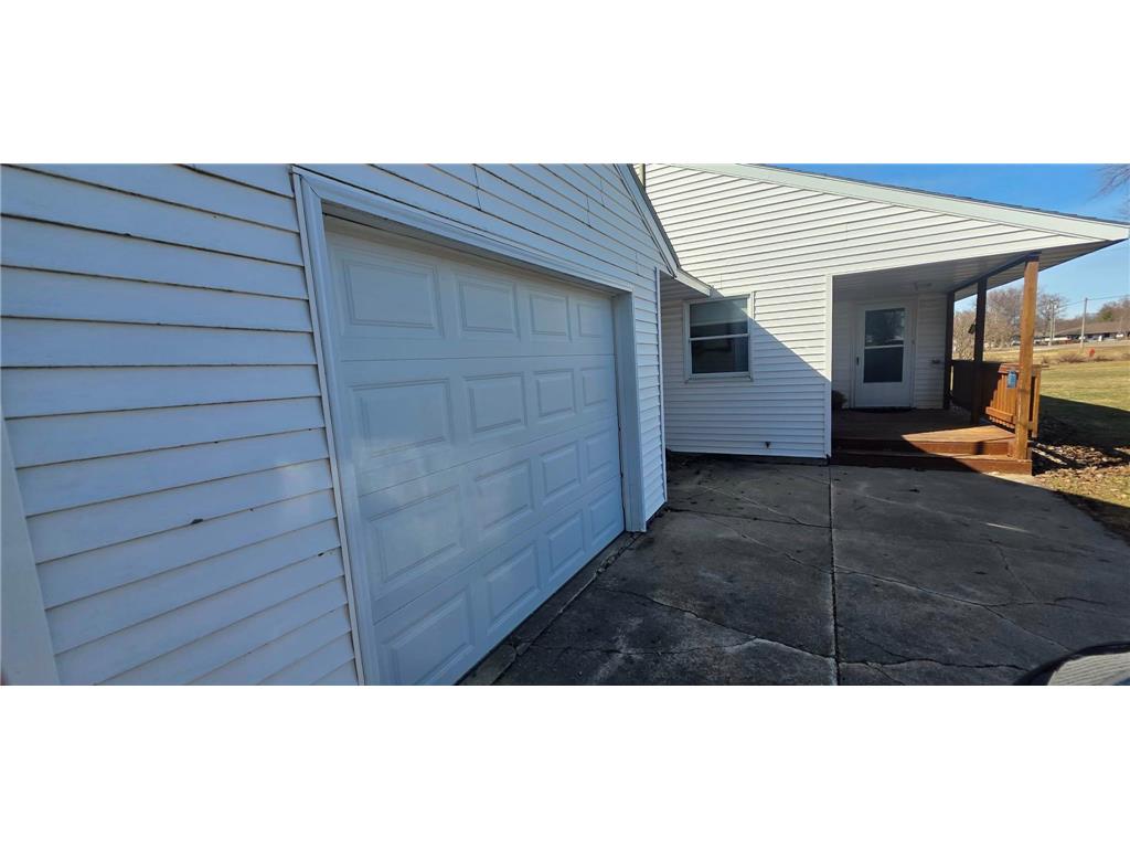 300 Central Avenue S Hollandale MN 56045 7042360 image6