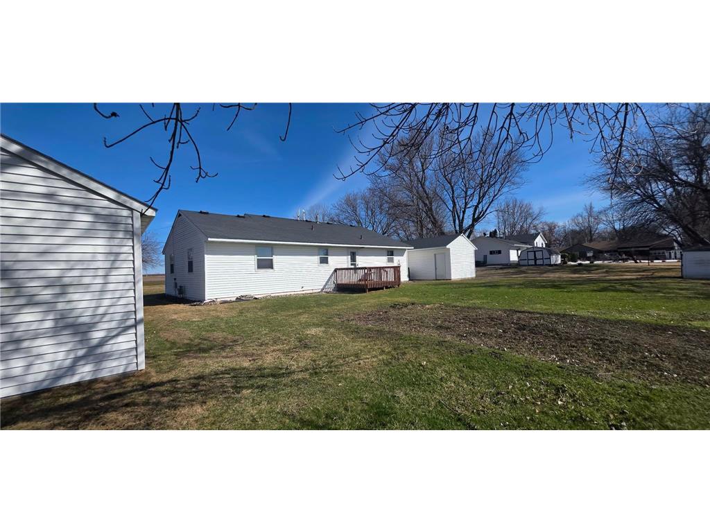 300 Central Avenue S Hollandale MN 56045 7042360 image9