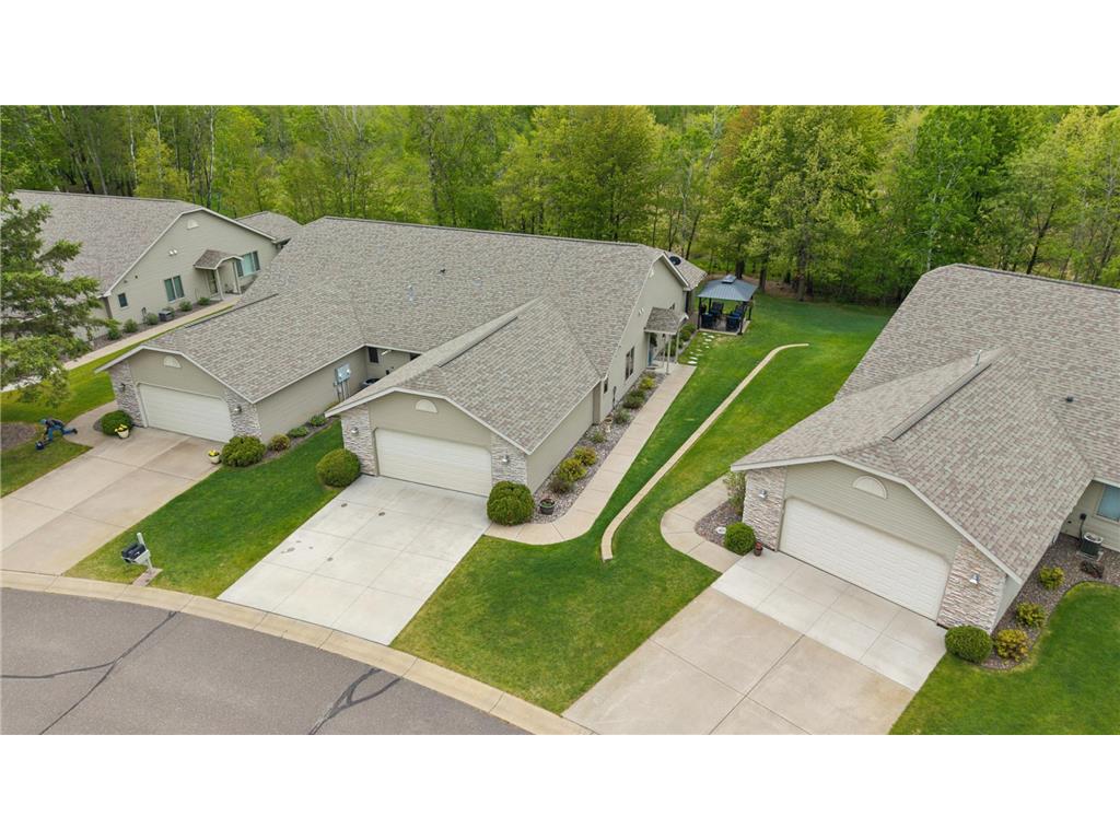 300 Deer Path #5 Osceola WI 54020 7073430 image1