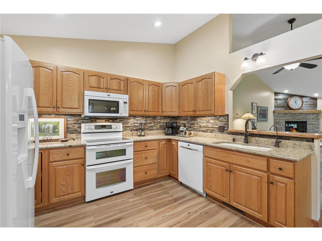 300 Deer Path #5 Osceola WI 54020 7073430 image13