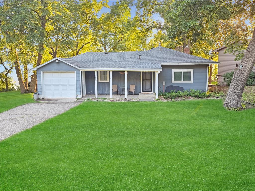 300 E Amber Lake Drive Fairmont MN 56031 - Amber 7087822 image1