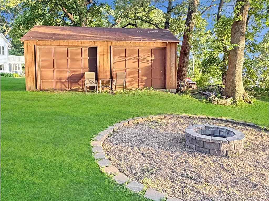 300 E Amber Lake Drive Fairmont MN 56031 - Amber 7087822 image5