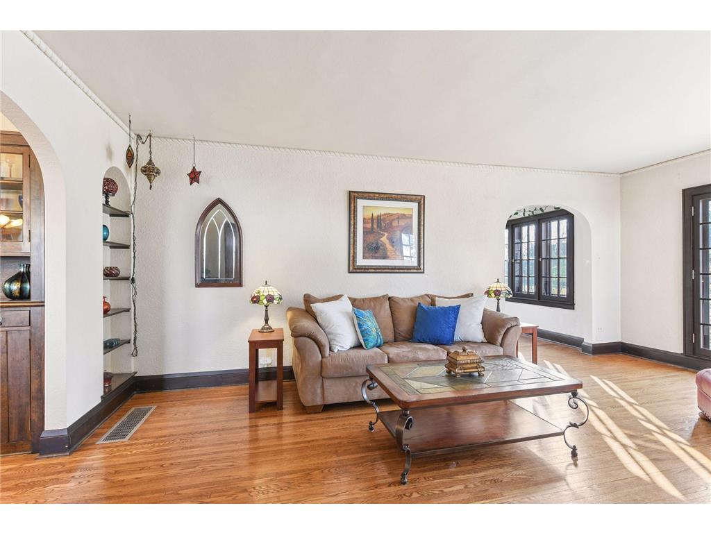 300 E Diamond Lake Road Minneapolis MN 55419 7033546 image10