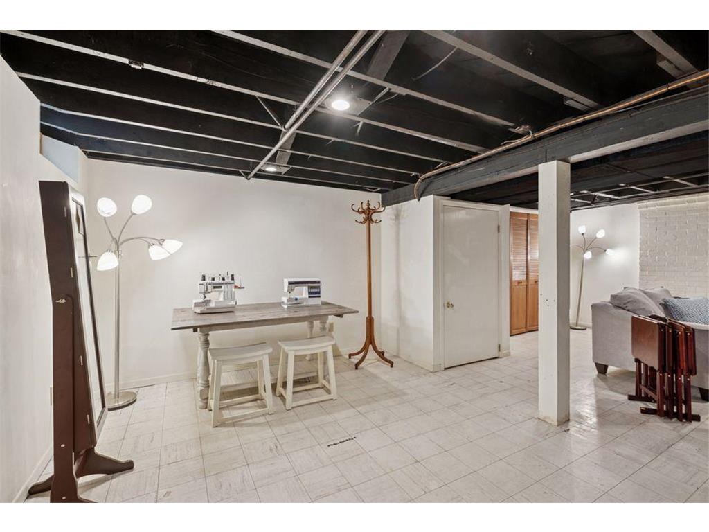 300 E Diamond Lake Road Minneapolis MN 55419 7033546 image38