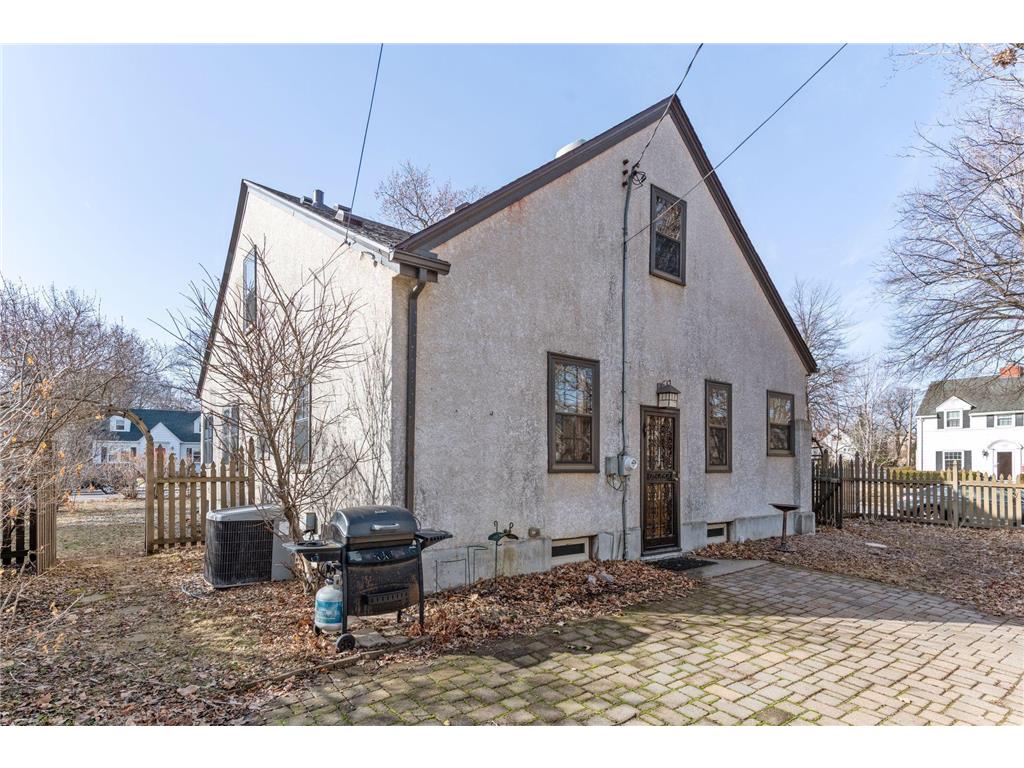 300 E Diamond Lake Road Minneapolis MN 55419 7033546 image40