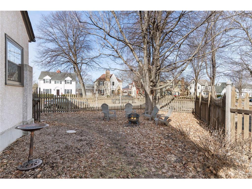 300 E Diamond Lake Road Minneapolis MN 55419 7033546 image42