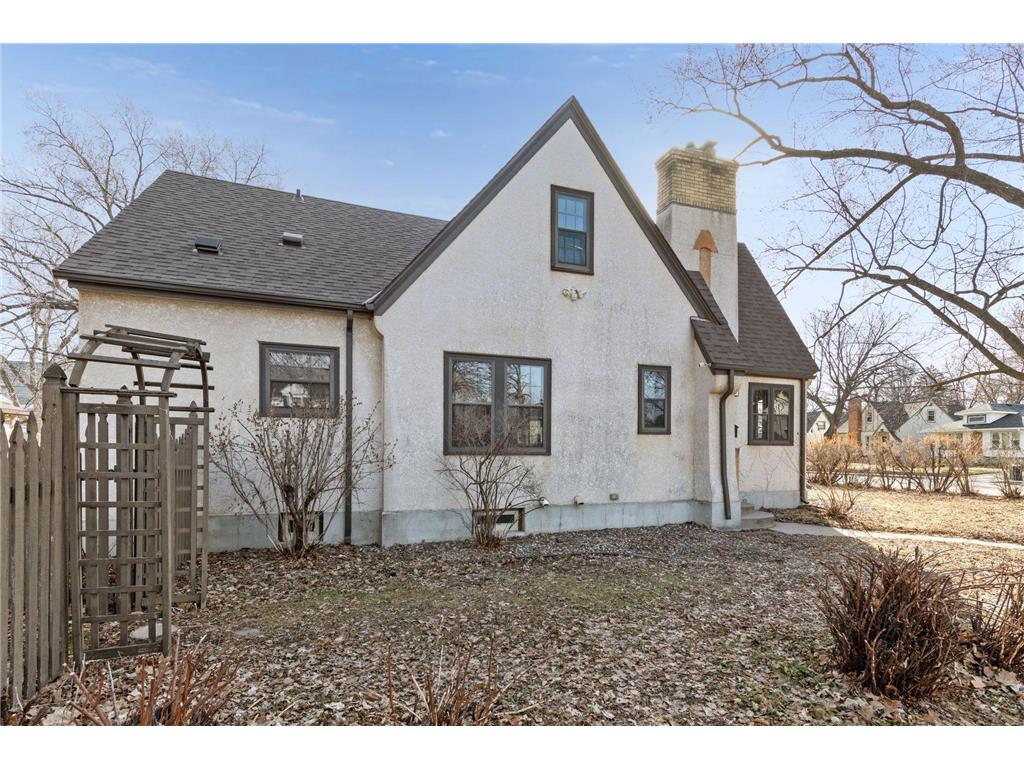 300 E Diamond Lake Road Minneapolis MN 55419 7033546 image5