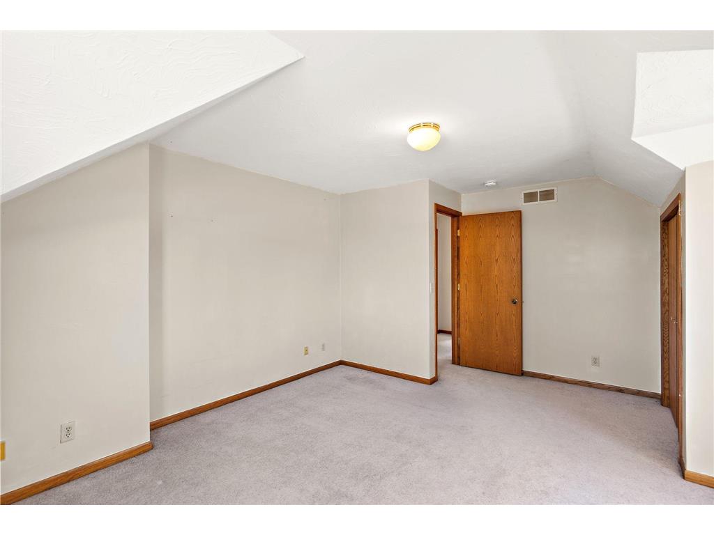 300 E State Street Belle Plaine MN 56011 7068464 image22