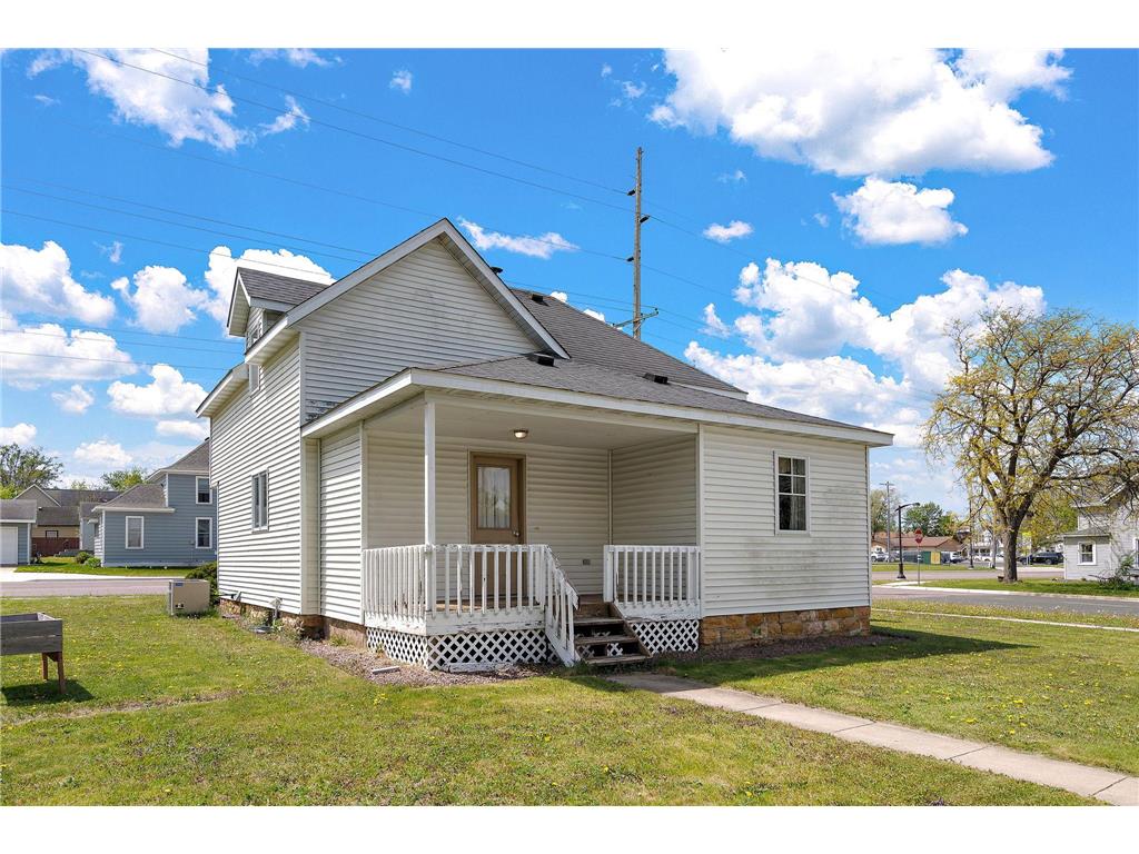 300 E State Street Belle Plaine MN 56011 7068464 image29