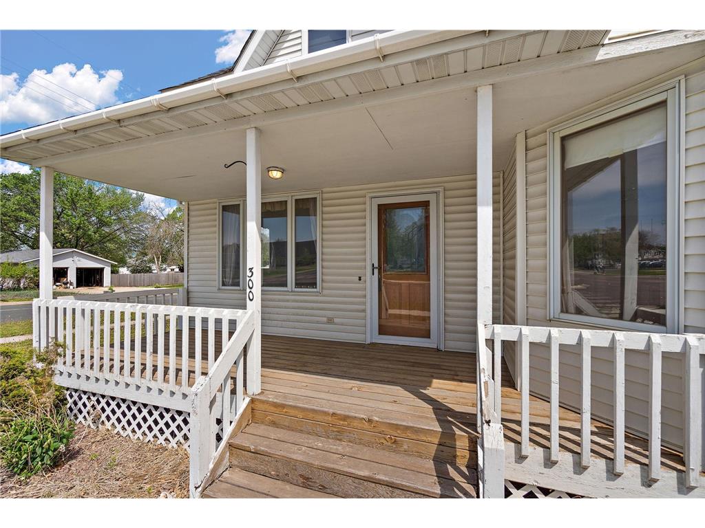300 E State Street Belle Plaine MN 56011 7068464 image4