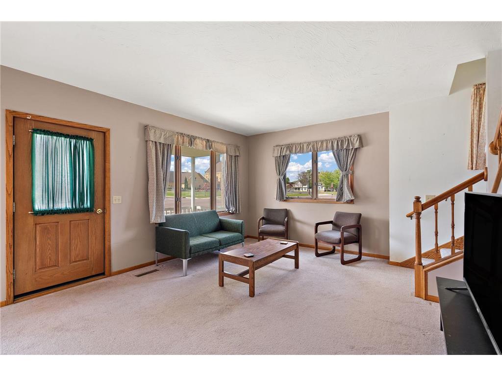 300 E State Street Belle Plaine MN 56011 7068464 image6