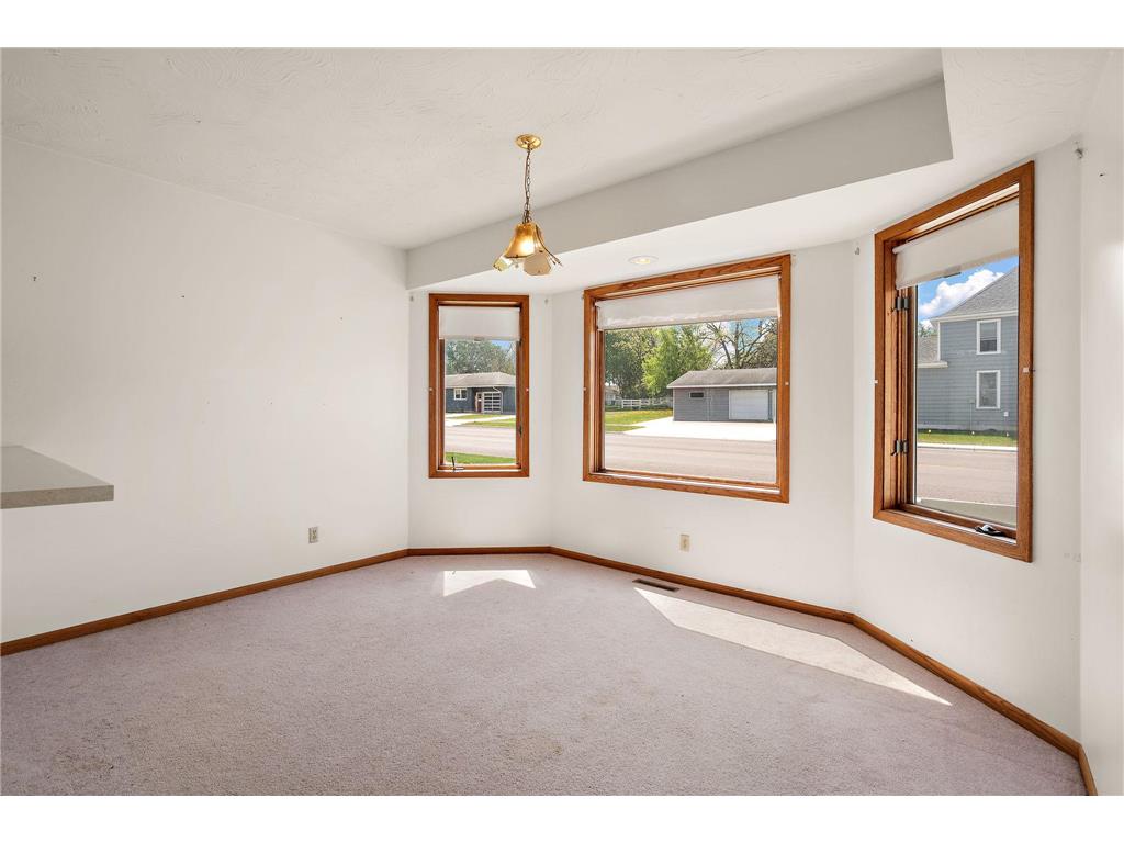 300 E State Street Belle Plaine MN 56011 7068464 image9