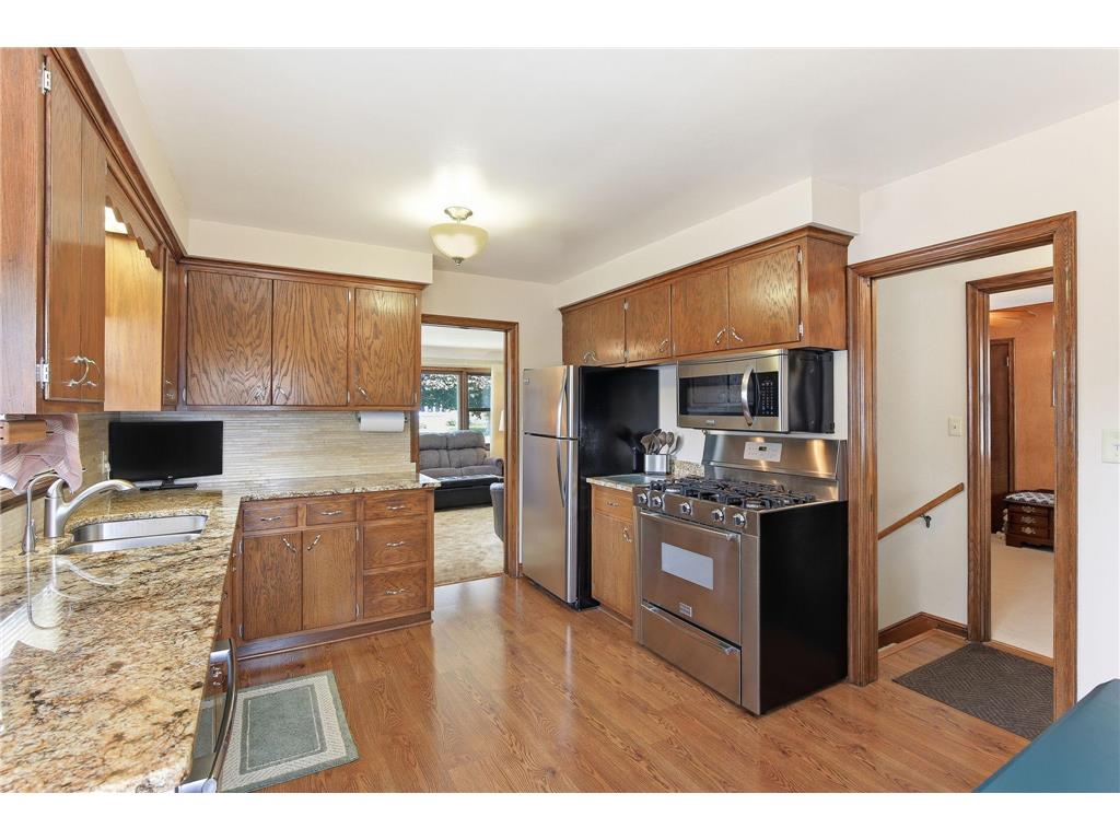 300 Edith Drive West Saint Paul MN 55118 7083751 image10