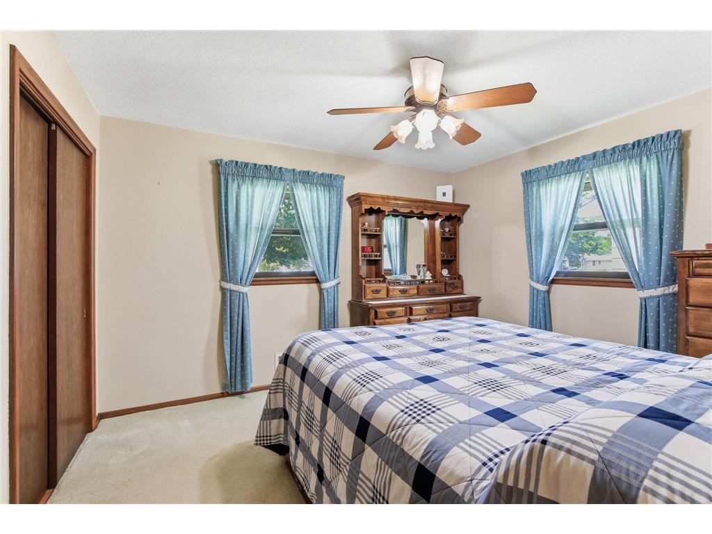 300 Edith Drive West Saint Paul MN 55118 7083751 image13