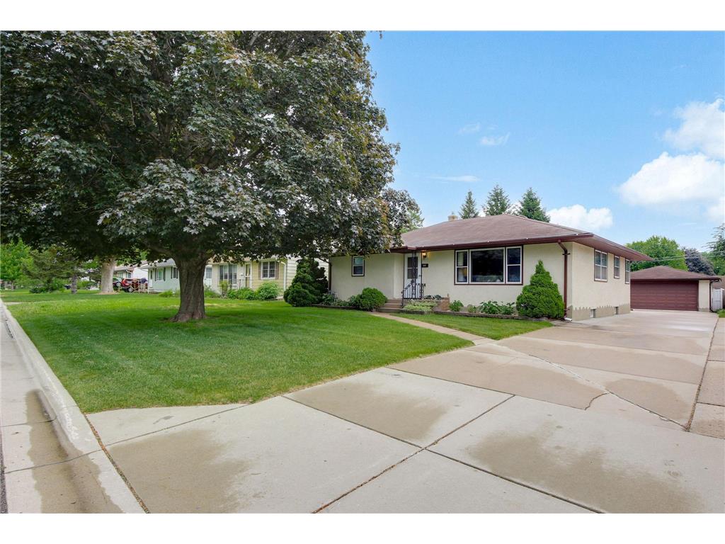 300 Edith Drive West Saint Paul MN 55118 7083751 image3