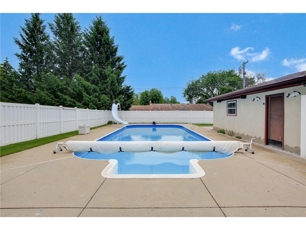 300 Edith Drive West Saint Paul MN 55118 7083751 image33