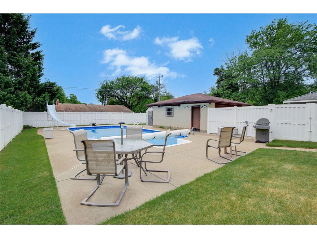 300 Edith Drive West Saint Paul MN 55118 7083751 image34