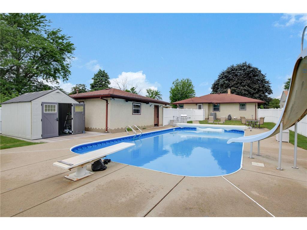 300 Edith Drive West Saint Paul MN 55118 7083751 image35