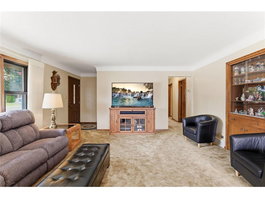 300 Edith Drive West Saint Paul MN 55118 7083751 image7