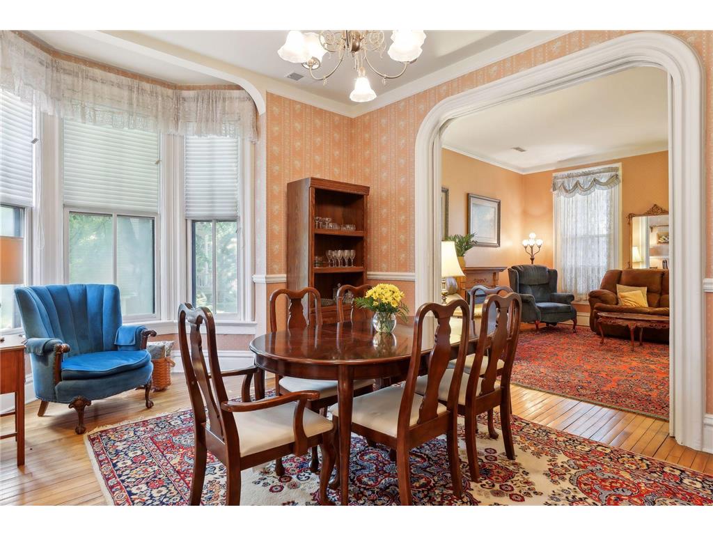 300 Exchange Street S #1 Saint Paul MN 55102 6597432 image1