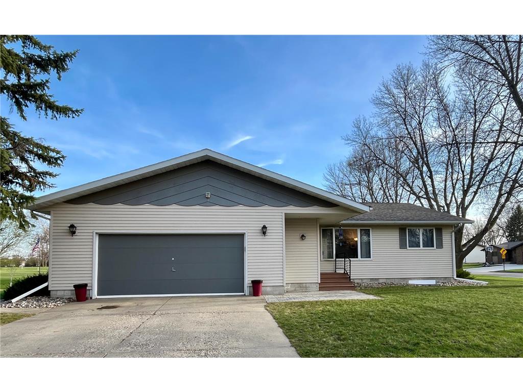 300 G Street Marshall MN 56258 7059571 image1