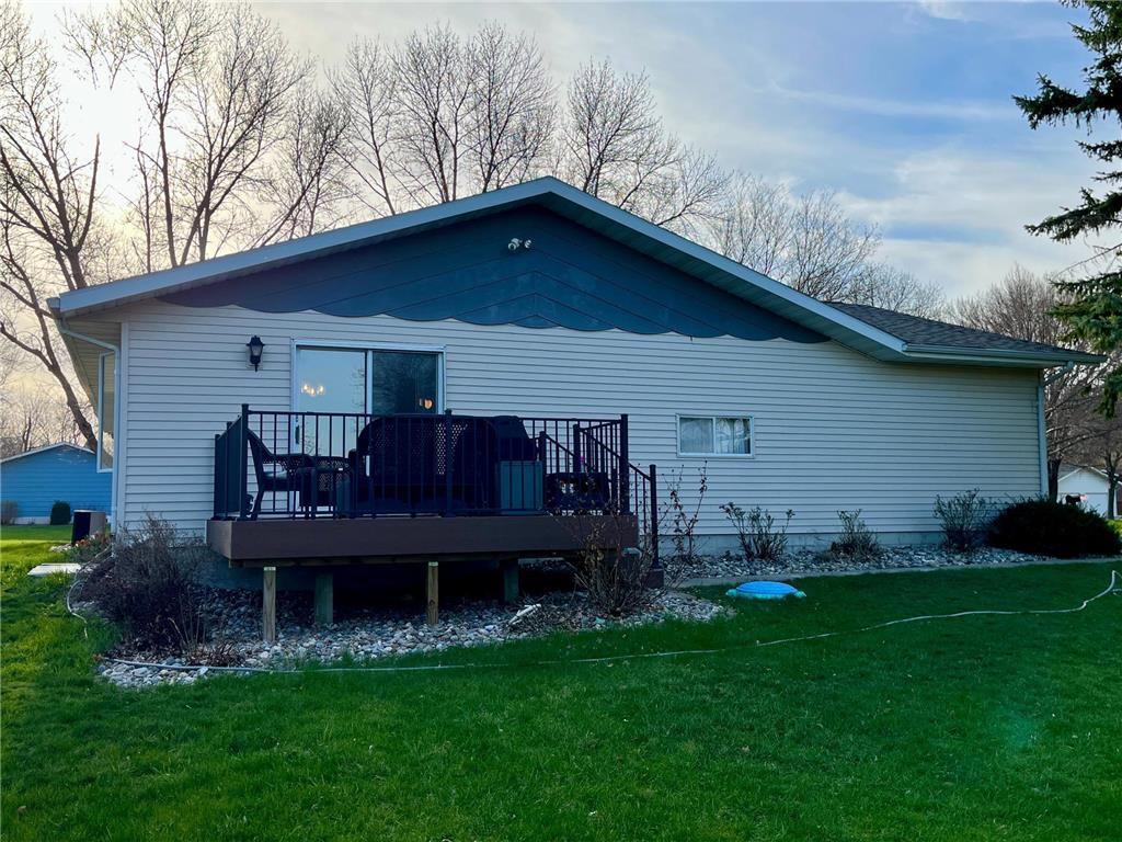 300 G Street Marshall MN 56258 7059571 image10