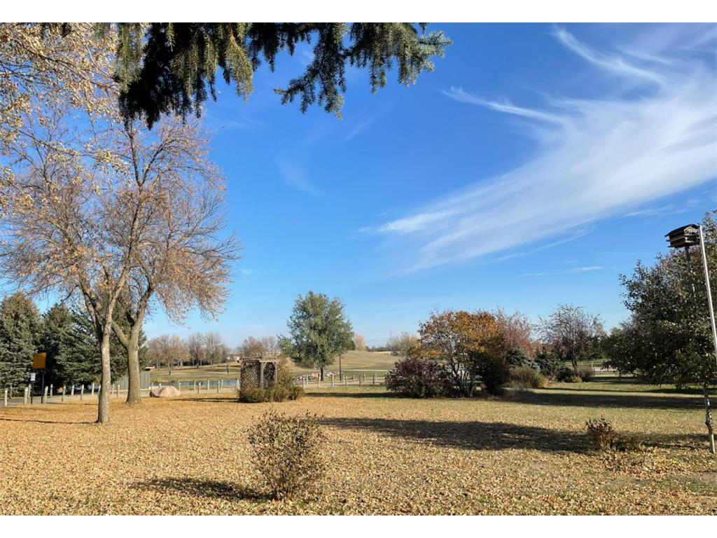 300 G Street Marshall MN 56258 7059571 image17