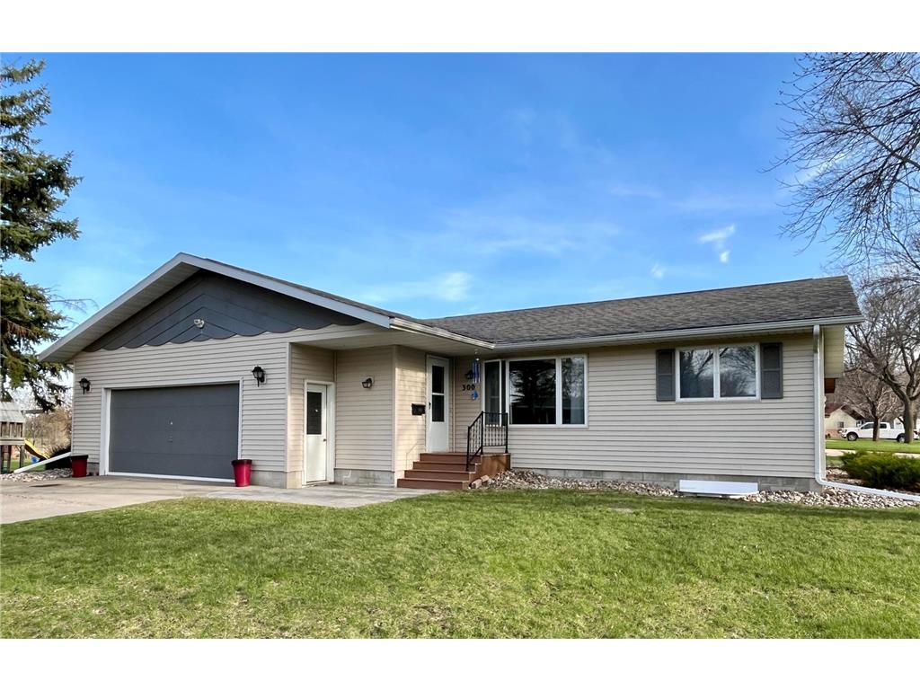 300 G Street Marshall MN 56258 7059571 image2