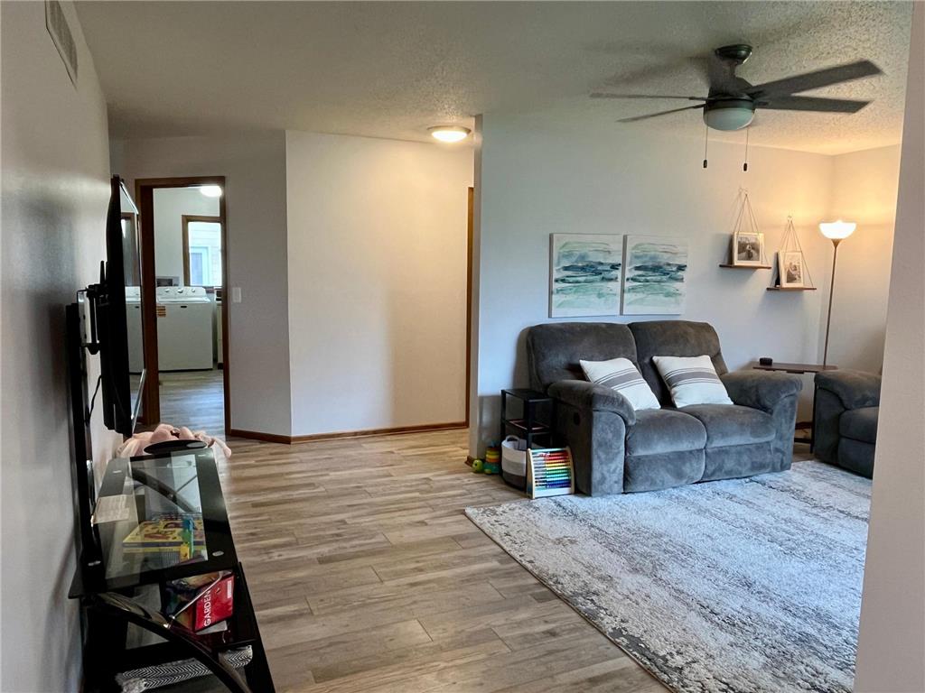 300 G Street Marshall MN 56258 7059571 image21