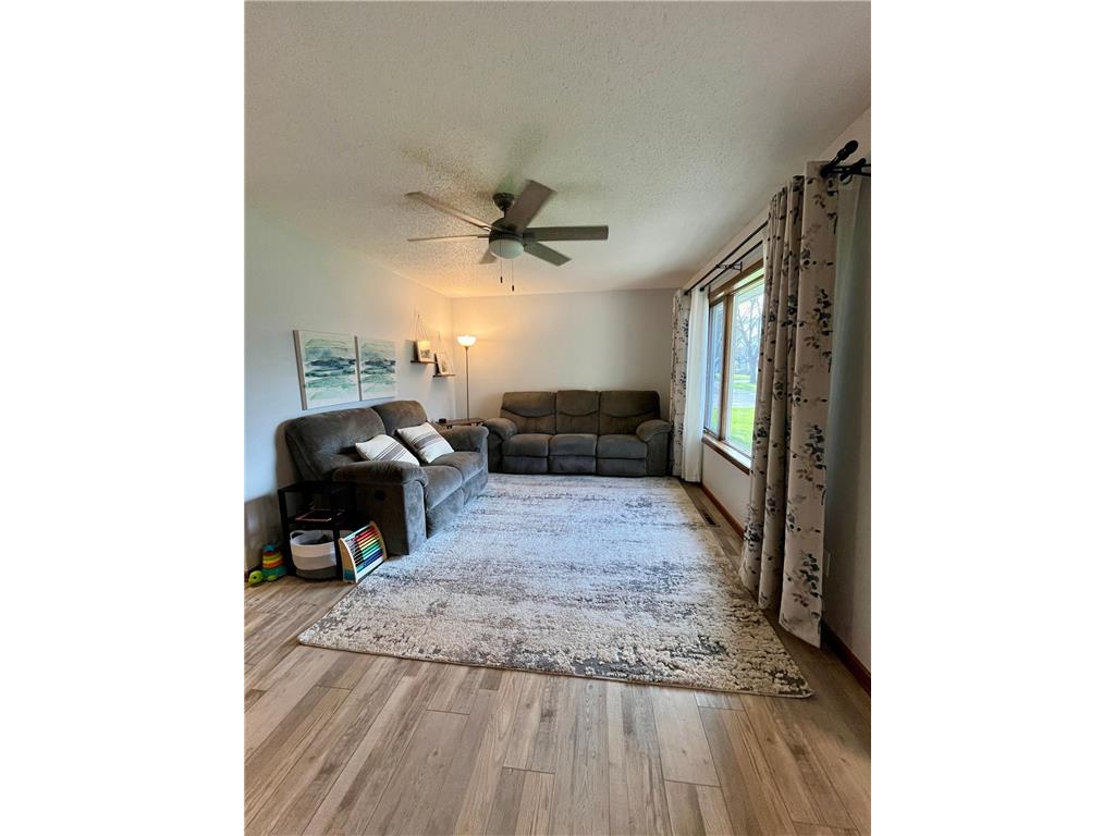 300 G Street Marshall MN 56258 7059571 image22