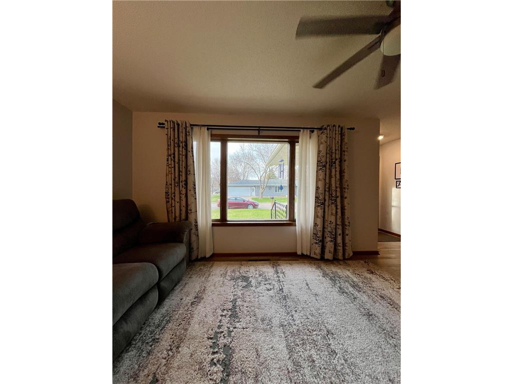 300 G Street Marshall MN 56258 7059571 image25