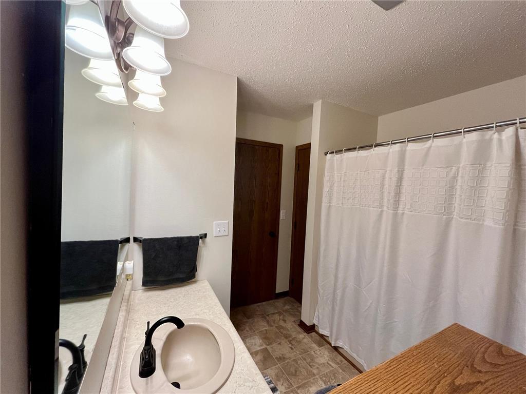 300 G Street Marshall MN 56258 7059571 image39