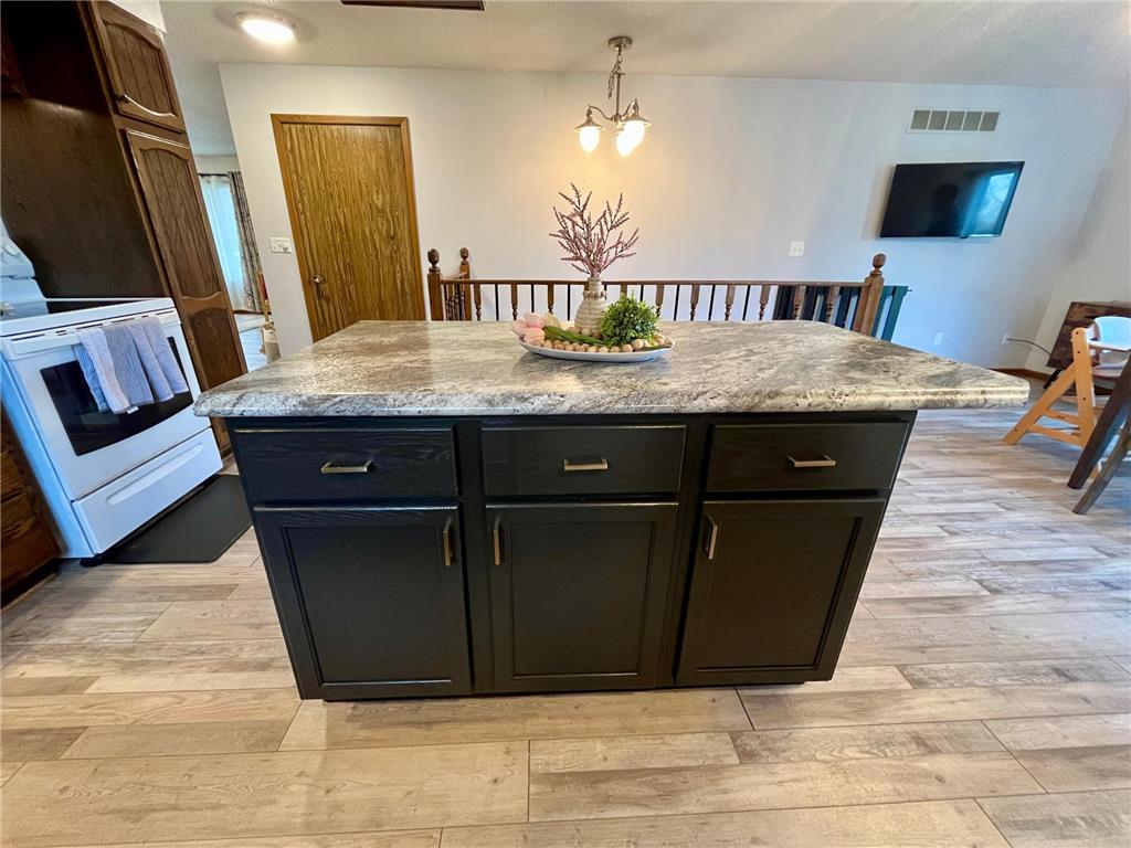 300 G Street Marshall MN 56258 7059571 image47