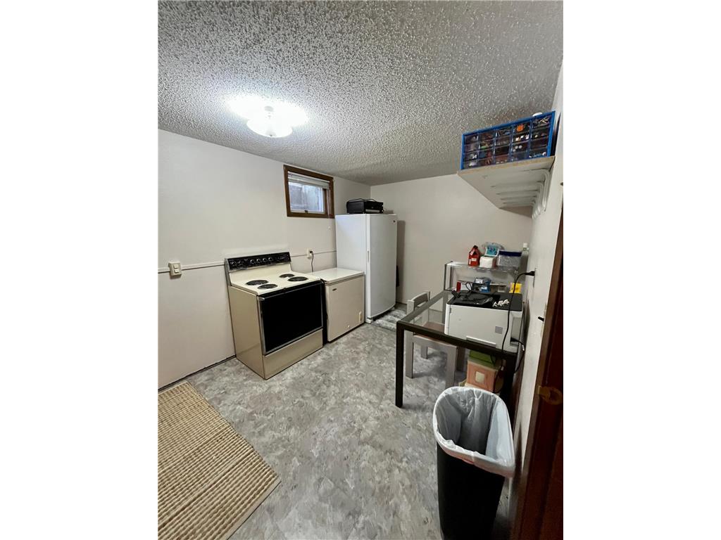 300 G Street Marshall MN 56258 7059571 image64