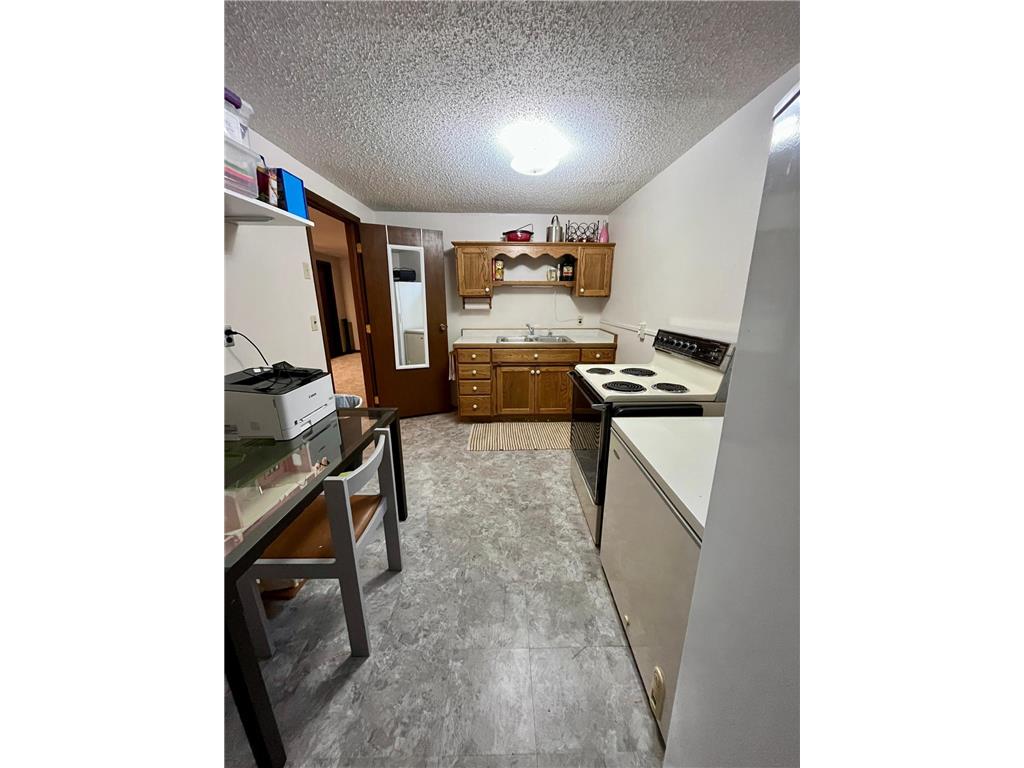 300 G Street Marshall MN 56258 7059571 image66