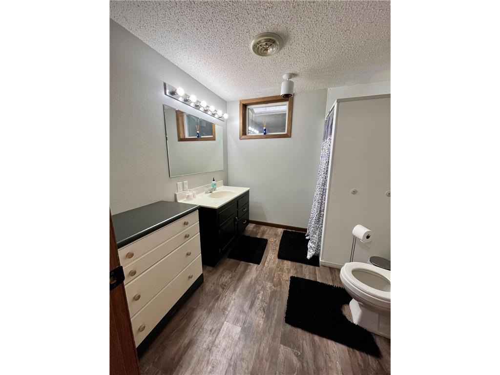 300 G Street Marshall MN 56258 7059571 image68