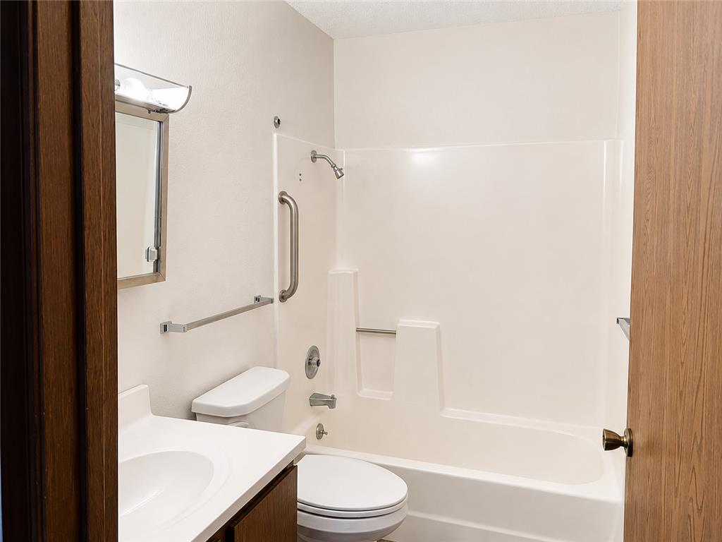 300 Highland Court Tyler MN 56178 7070535 image9