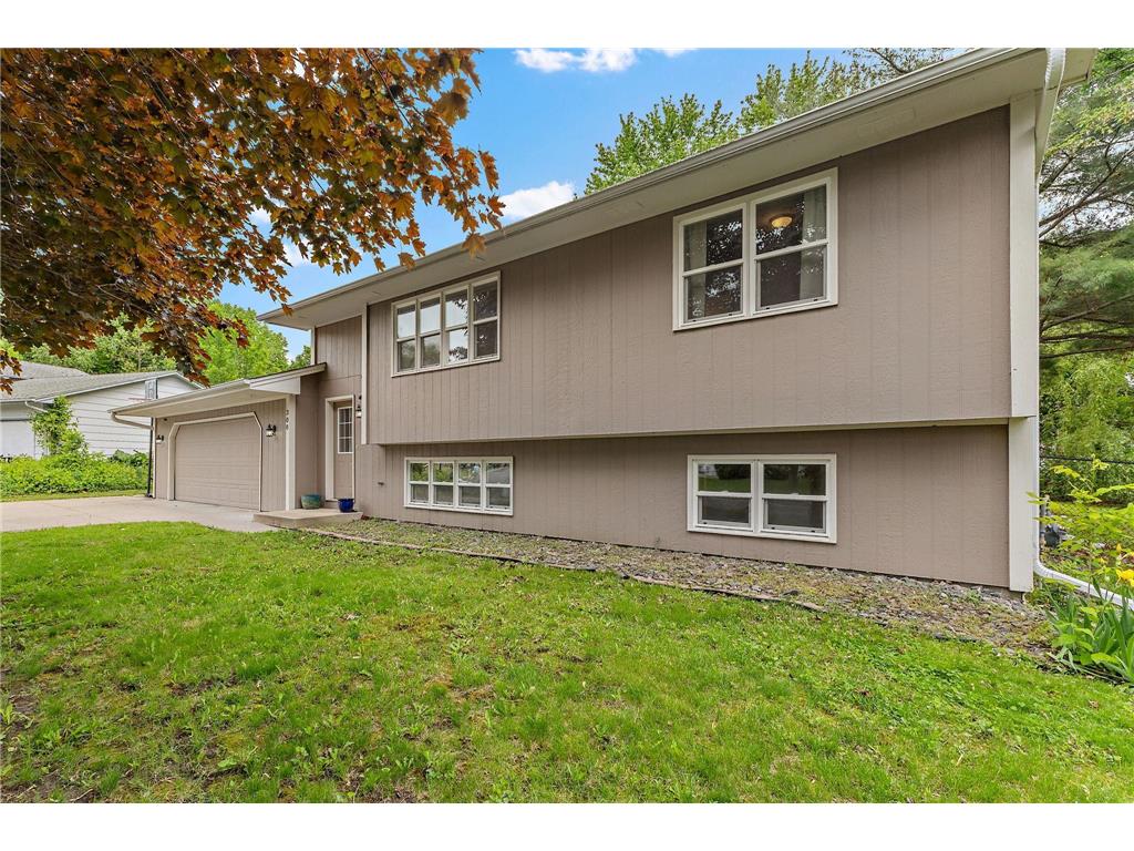 300 Iris Lane SW Saint Michael MN 55376 6723720 image1