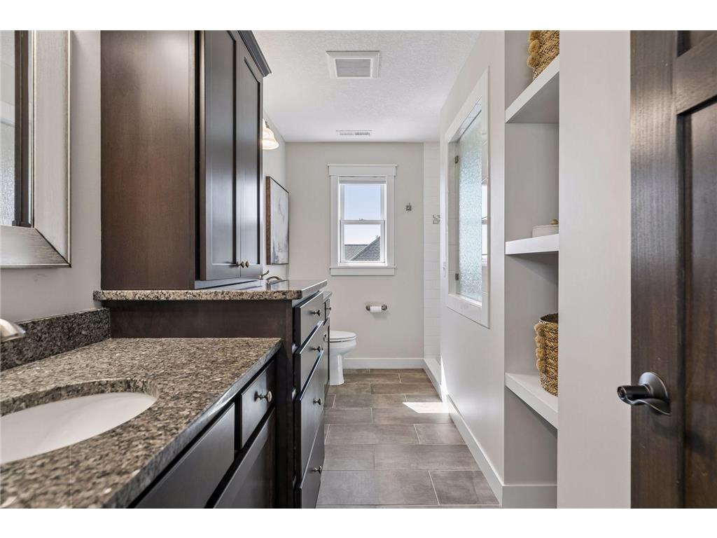 300 Lindsay Road Hudson WI 54016 7032689 image34