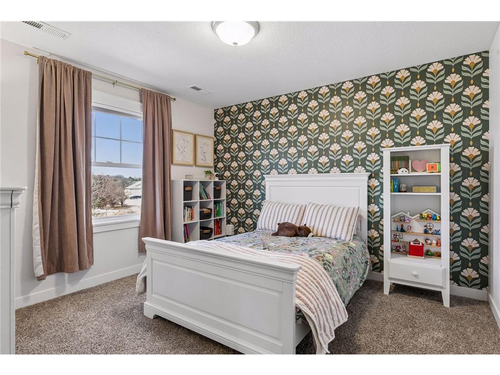 300 Lindsay Road Hudson WI 54016 7032689 image36